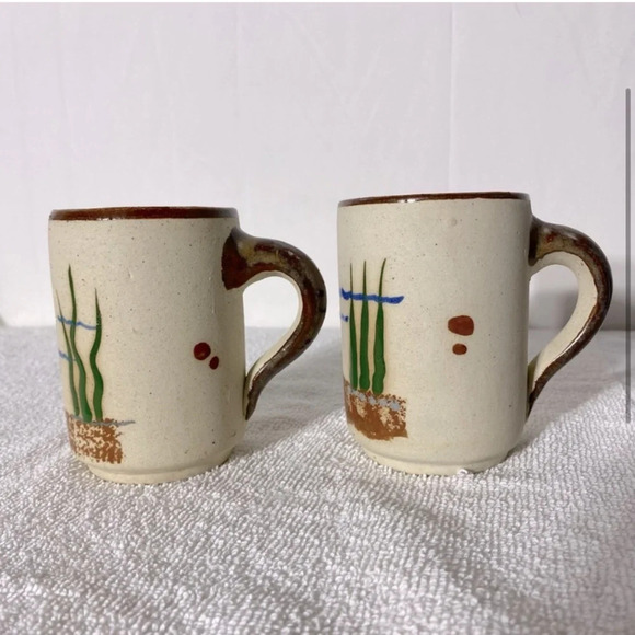 Vintage Mexico Handmade Ceramic Stoneware Mugs x2 - Picture 3 of 10